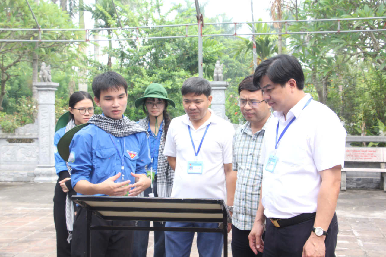 Mùa hè xanh "Hạ ký feel lưu”  2026 tô đậm dấu ấn với nhiều hoạt động ý nghĩa tại xã Vạn Xuân