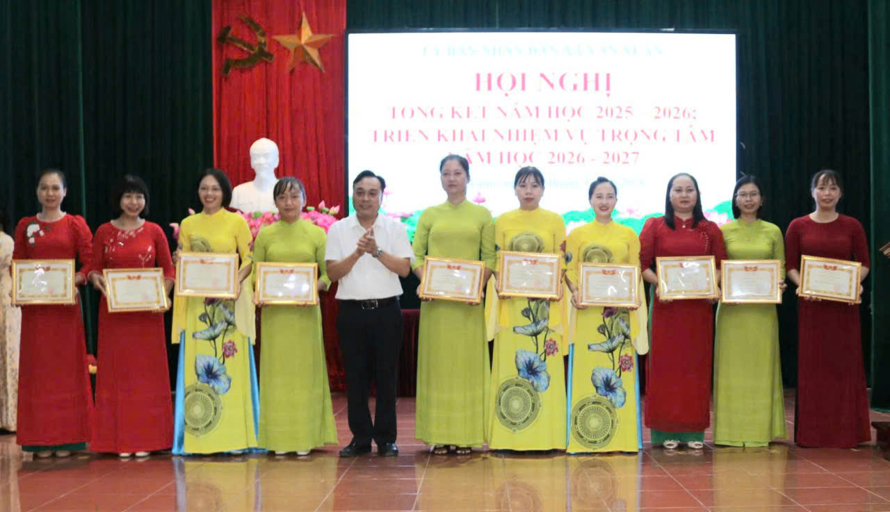 Xã Vạn Xuân tổng kết năm học 2025-2026 và triển khai nhiệm vụ năm học 2026-2027