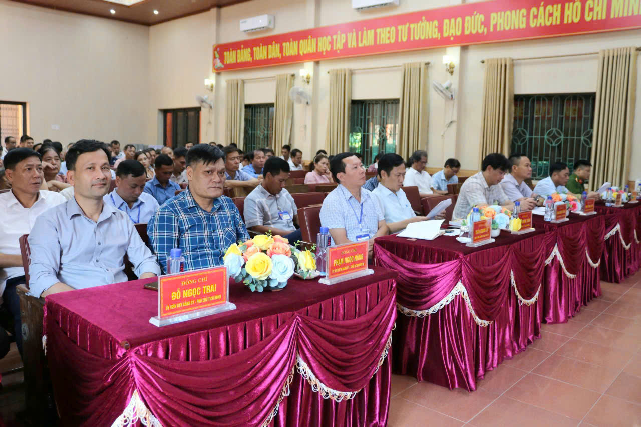 Xã Vạn Xuân tham dự Hội nghị toàn quốc nghiên cứu, học tập, quán triệt và triển khai thực hiện một số Nghị quyết, Chỉ thị của Bộ Chính trị