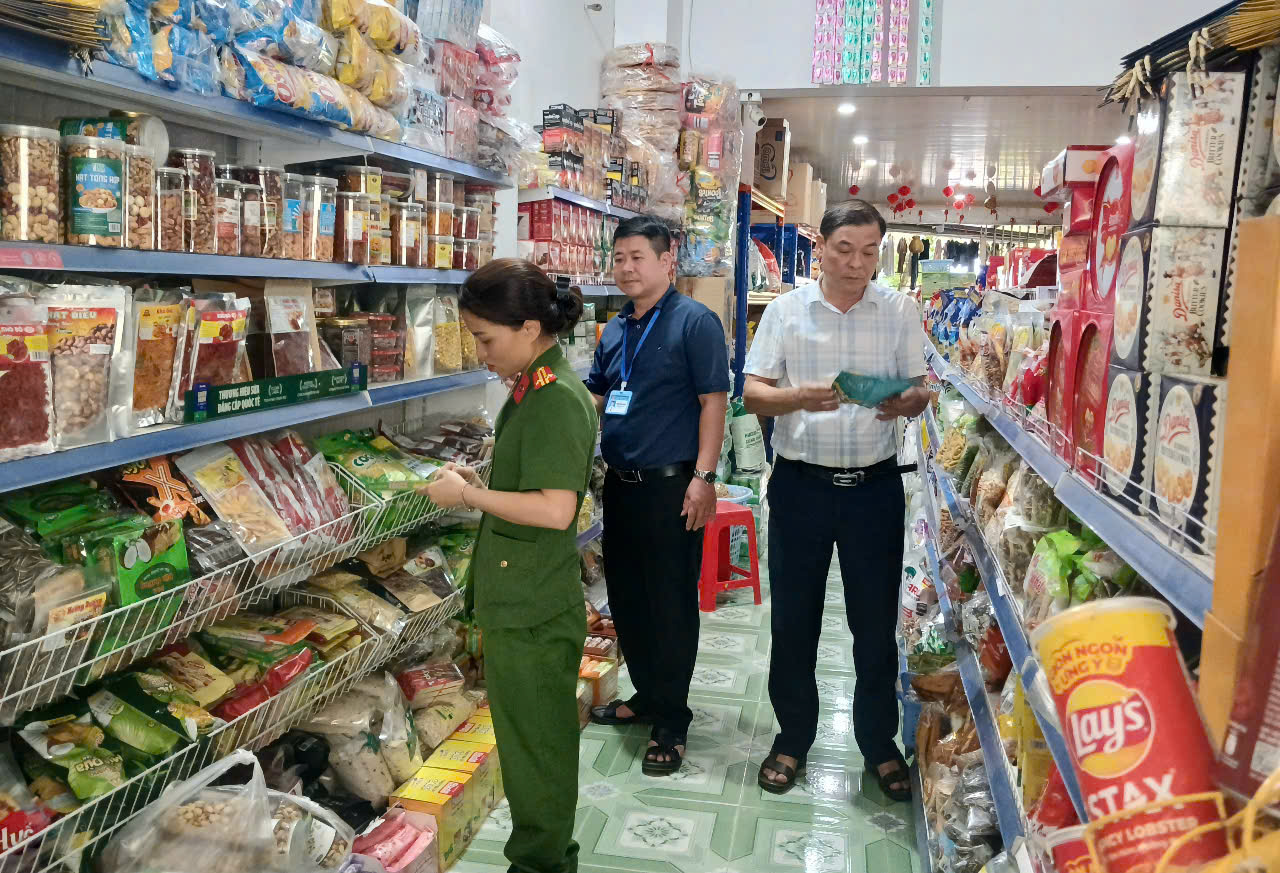 Xã Vạn Xuân thành lập 2 đoàn kiểm tra liên ngành, kiểm tra An toàn thực phẩm dịp Tết Trung thu 2026