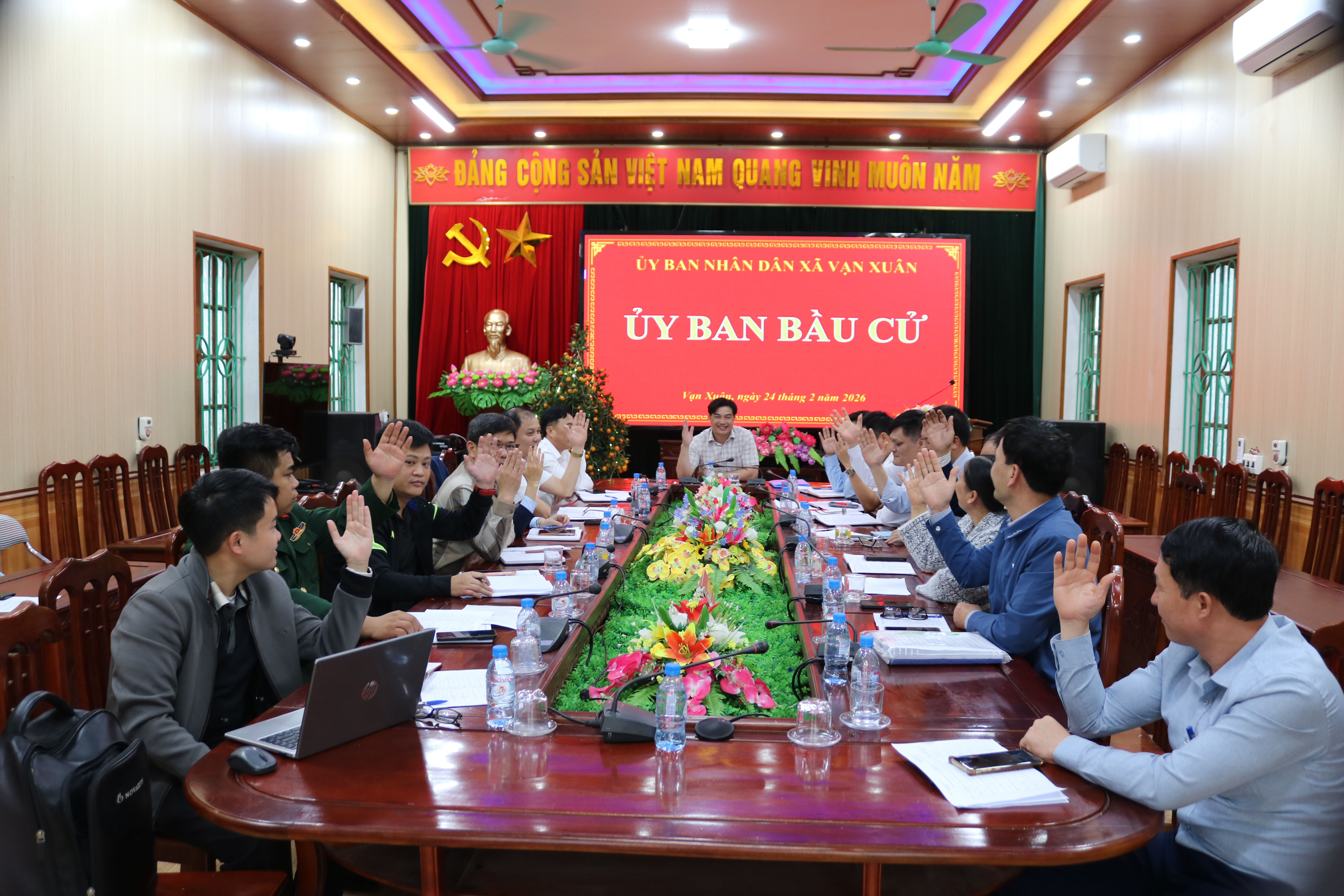 ỦY BAN BẦU CỬ XÃ VẠN XUÂN CÔNG BỐ DANH SÁCH CHÍNH THỨC NHỮNG NGƯỜI ỨNG CỬ ĐẠI BIỂU HĐND XÃ NHIỆM KỲ 2026 - 2031