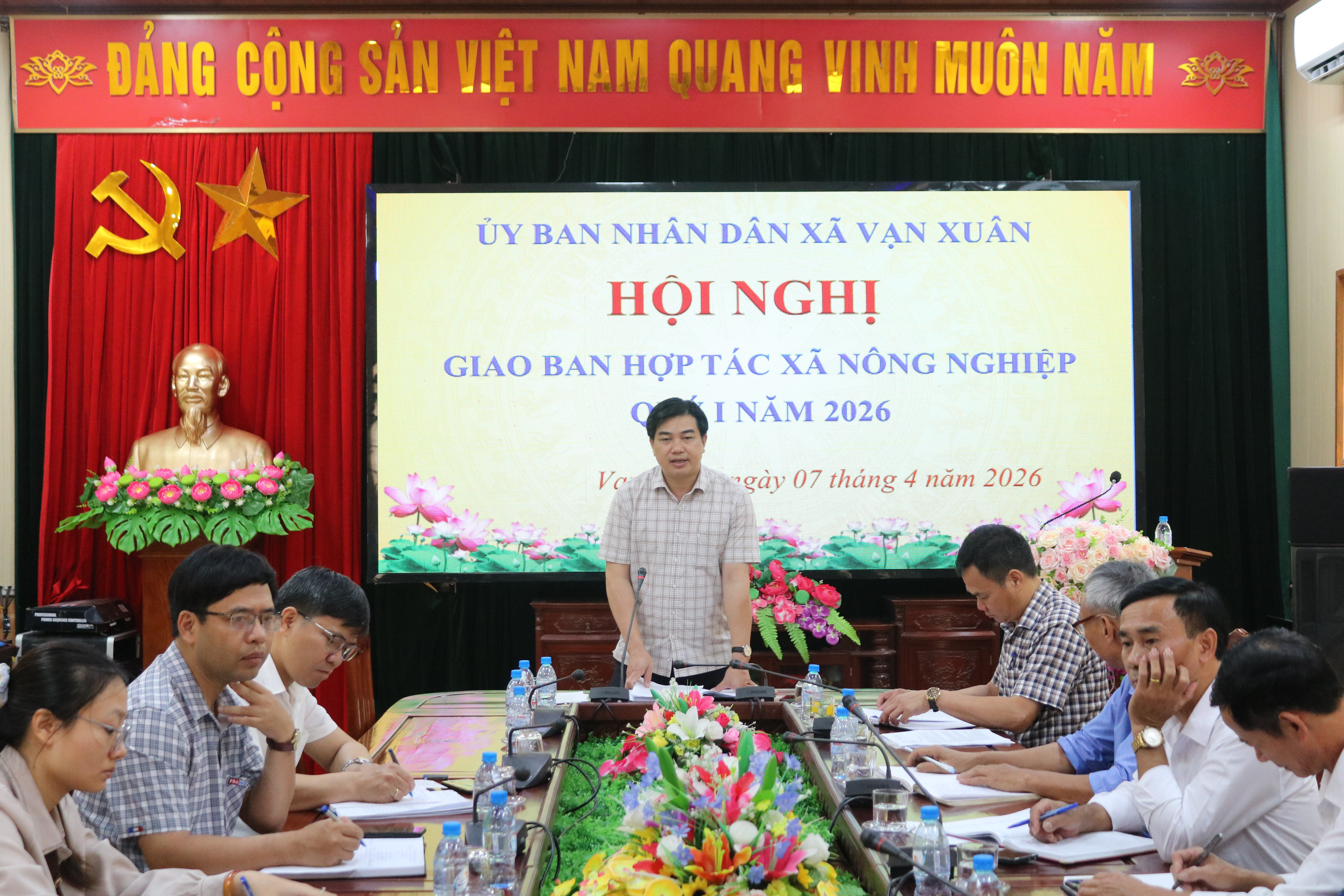 UBND XÃ VẠN XUÂN TỔ CHỨC HỘI NGHI GIAO BAN HỢP TÁC XÃ NÔNG NGHIỆP QUÝ I NĂM 2026
