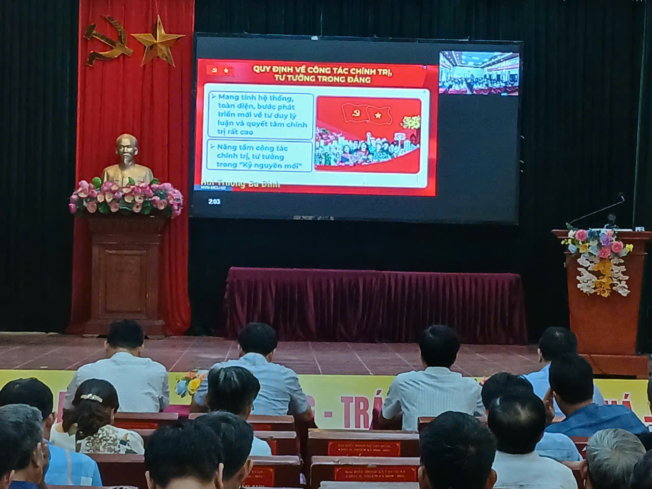 XÃ VẠN XUÂN THAM DỰ HỘI NGHỊ TRỰC TUYẾN HỌC TẬP, QUÁN TRIỆT NGHỊ QUYẾT TRUNG ƯƠNG LẦN THỨ HAI KHÓA XIV