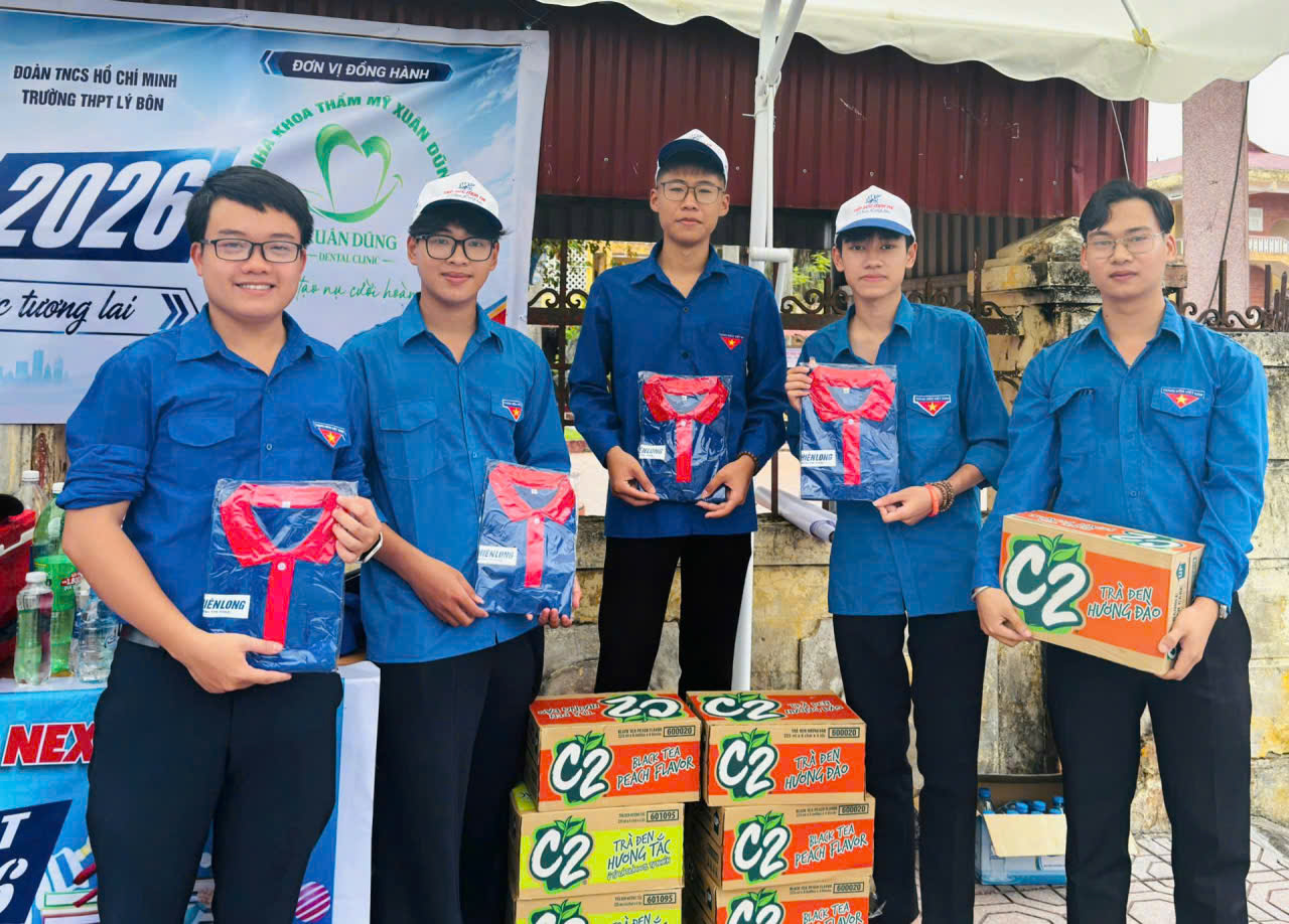 Đoàn thanh niên xã Vạn Xuân Tiếp sức mùa thi năm 2026