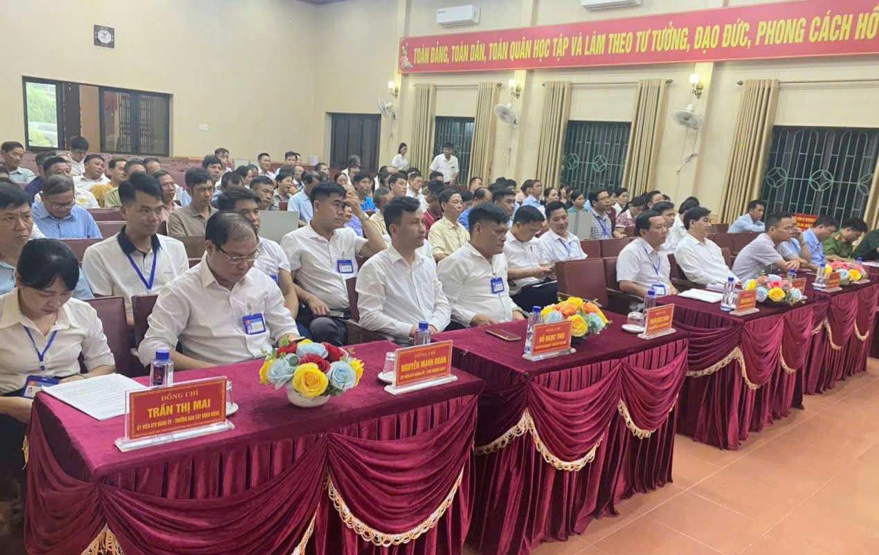 Xã Vạn Xuân tham dự hội nghị trực tuyến học tập, quán triệt và triển khai thực hiện nghị quyết Hội nghị lần thứ Ba, Ban Chấp Hành Trung ương Đảng khoá XIV