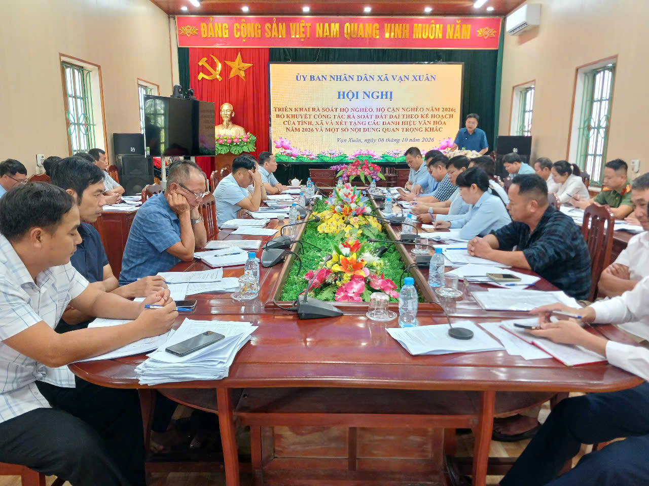 Xã  Vạn Xuân triển khai công tác rà soát hộ nghèo, hộ cận hèo, Bổ khuyết công tác rà soát đất đai và xét tặng danh hiệu văn hóa năm 2026